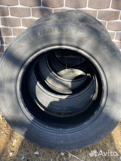 Kumho Crugen Premium KL33 235/65 R17 107V