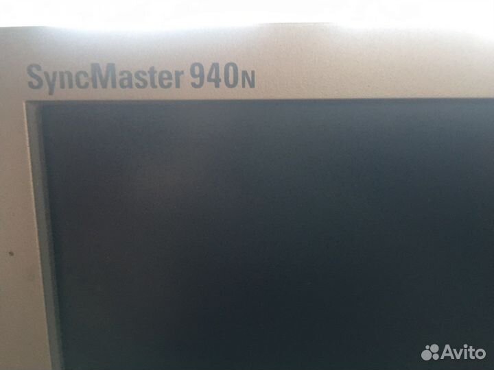 Монитор Samsung