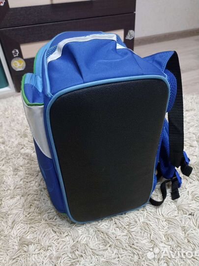 Рюкзак школьный