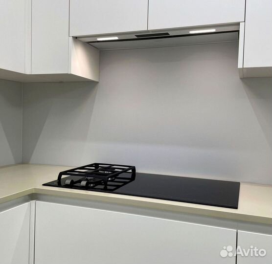 Кухонный гарнитур на заказ под ключ