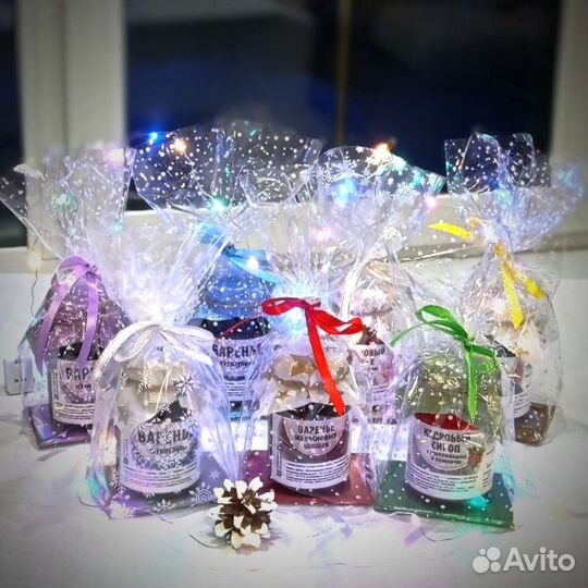 Подарки, подарочные наборы (чаи,варенья,маринады)