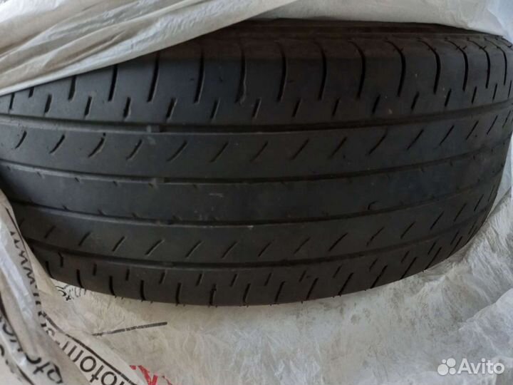 Yokohama BluEarth E51 225/60 R18