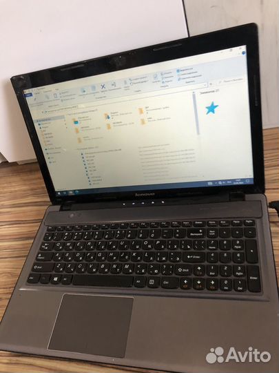 Ноутбук Lenovo z580 i3 две видеокарты 2g