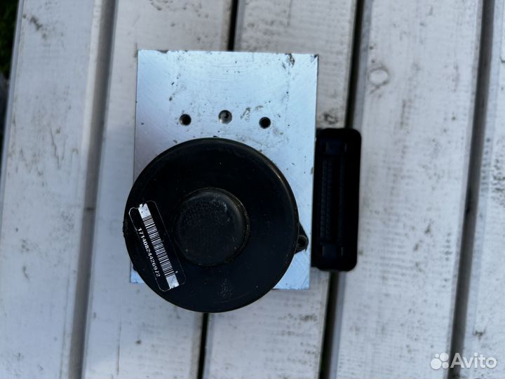 Блок ABS Mercedes Ml164