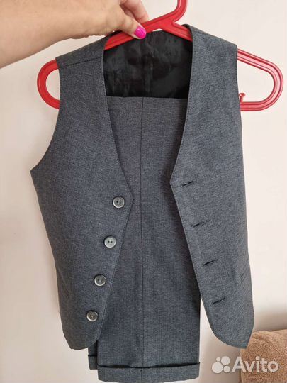 Костюм школьный