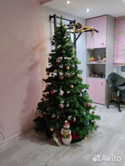 Елка искусственная