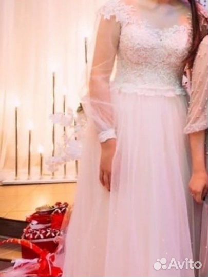 Свадебное платье