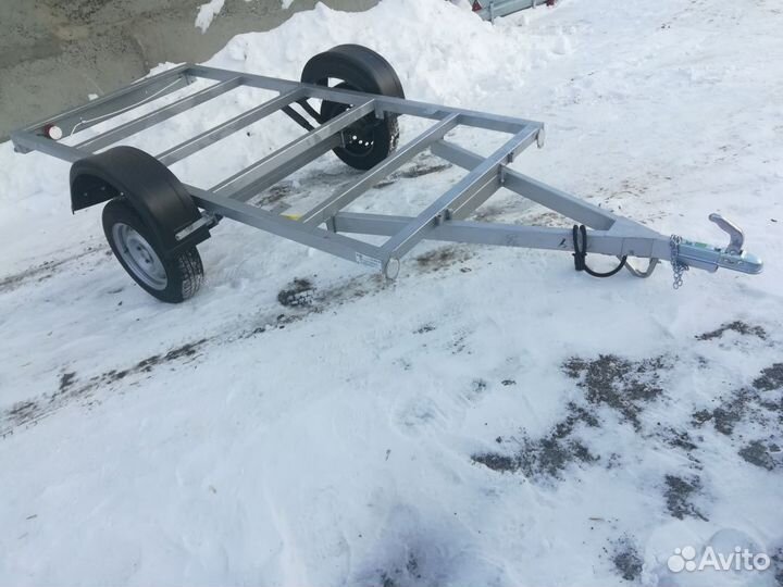 Прицеп платформа легковой