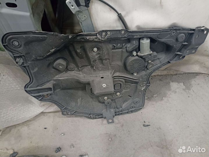 Стеклоподъёмник передний левый Mazda 6 GJ