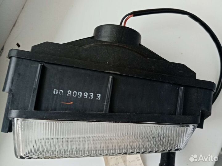 Фара противотуманная Ауди-80 левая