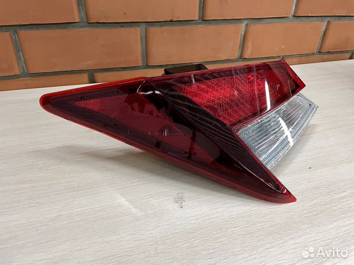 Задний левый фонарь Hyundai Elantra 7 ориг без деф