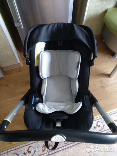 Коляска - автокресло Doona