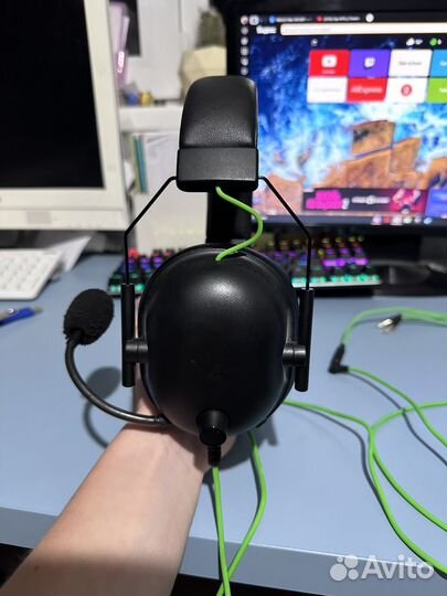 Игровые наушники razer blackshark V2