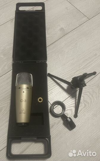 Студийный конд. микрофон Behringer C-3