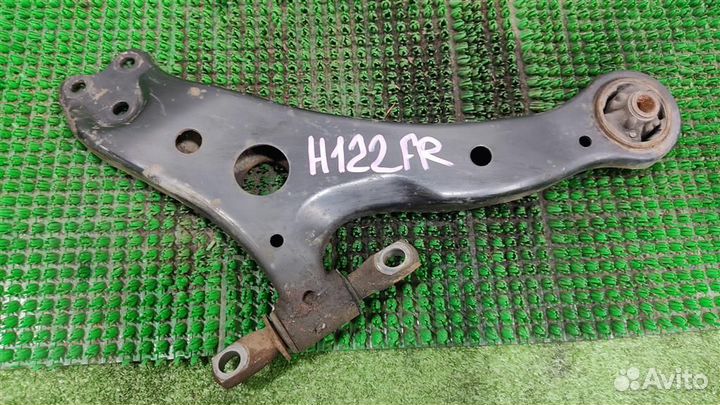 Рычаг передний правый нижний Lexus RX400H 2007