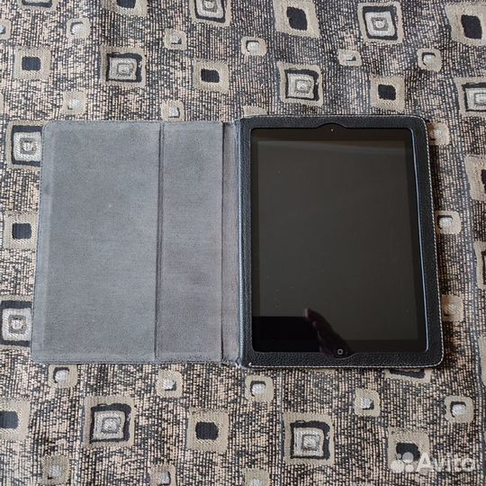 Apple iPad 2 64Gb WiFi + 3G (черный) + аксессуары