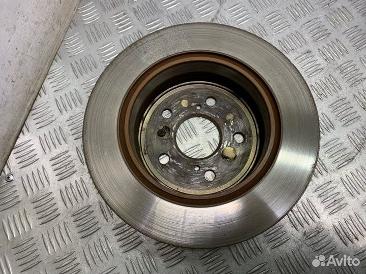 Диск тормозной задний Toyota Camry V40 2azfe 2006