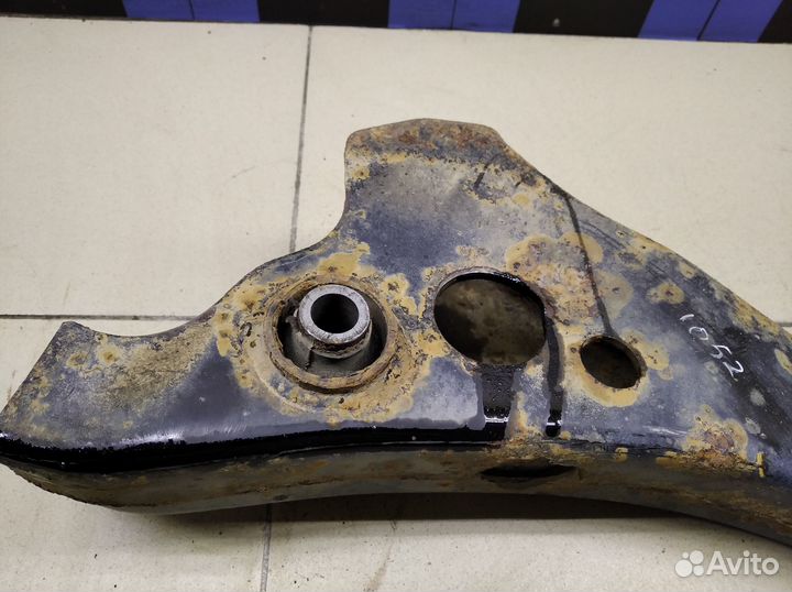 Балка задняя Land Cruiser (100) 1998-2007