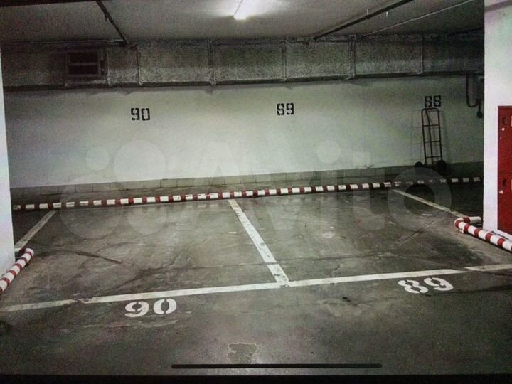 Машиноместо, 15 м²