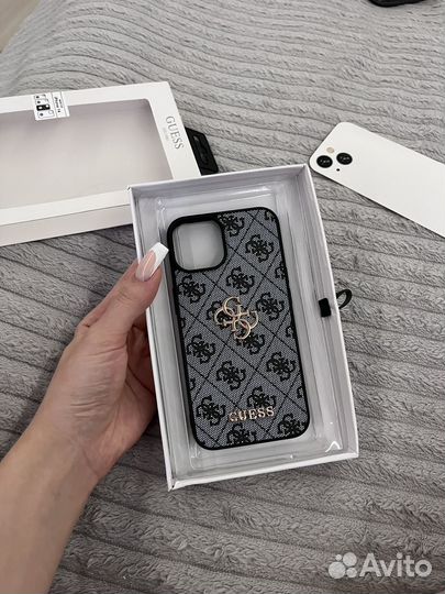 Чехол на iPhone 13/14