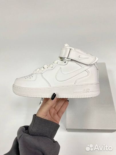 Nike air force 1 mid зима