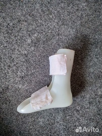 Тутор на голеностопный сустав