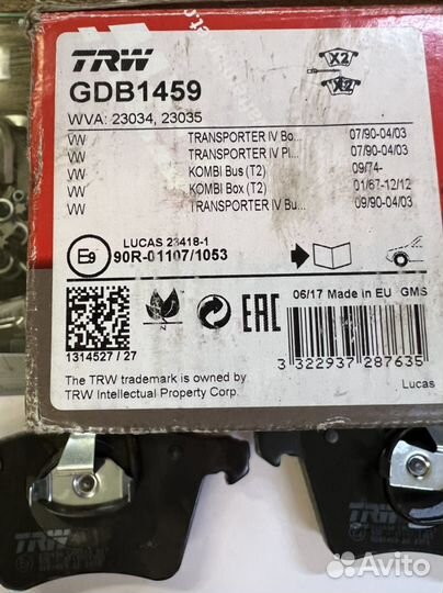 Колодки тормозные перед TRW GDB1459 Transporter