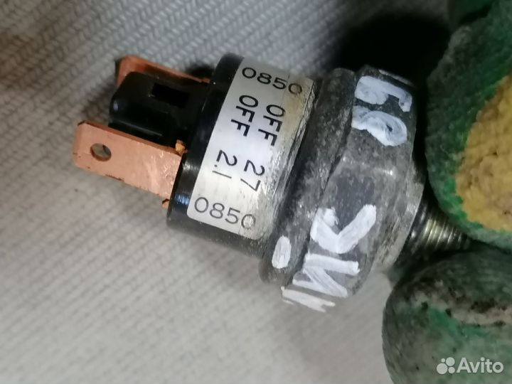 Датчик давлен.радиат.08508J28 Toyota Lite Ace 1989