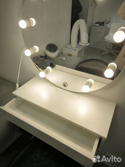 Зеркало с подсветкой