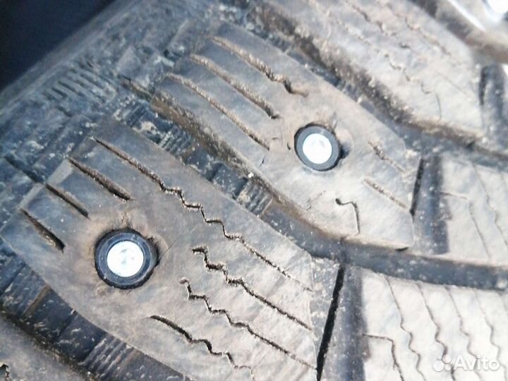 Gislaved Nord Frost 200 235/55 R18