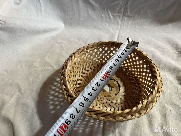 Корзина из соломы