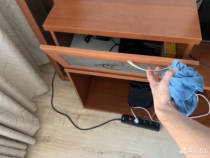 Тумба под телевизор