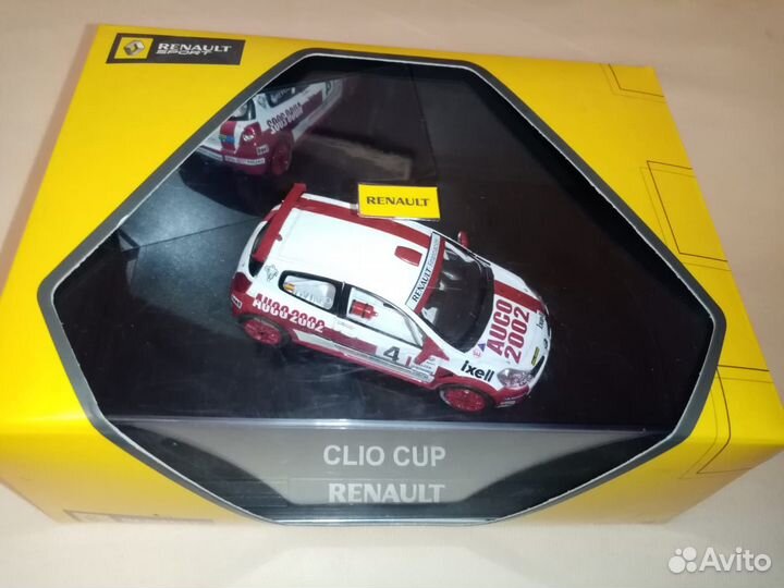 Модель автомобиля renault clio 1:43 ралли auco2002