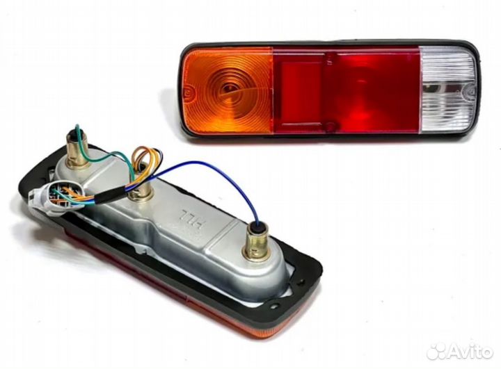 Фонарь задний, Toyota Dyna, Toyoace, Hiace