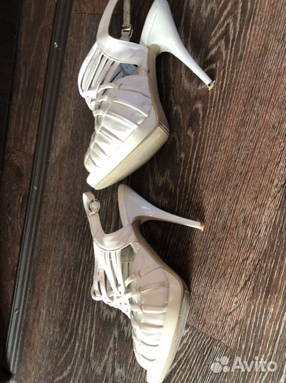 Босоножки женские 37 размер