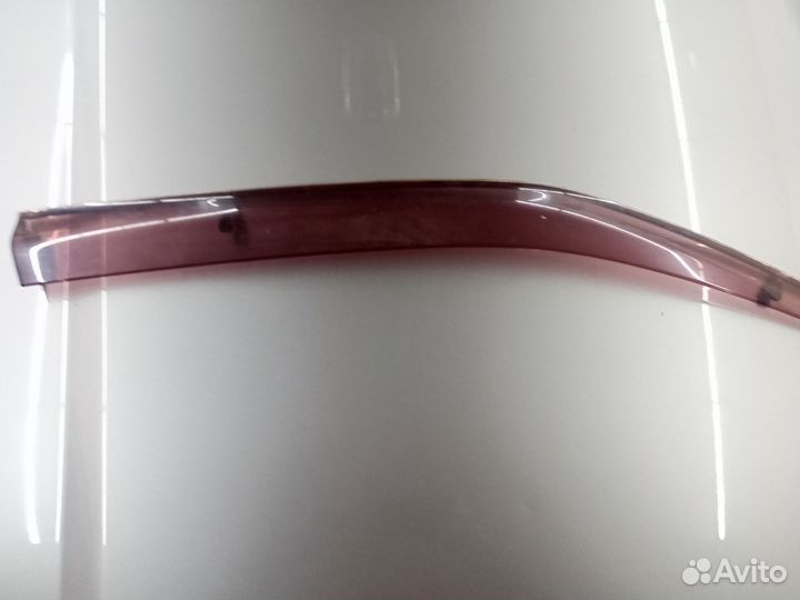 Ветровик дефлектор передней пр. двери forester sh