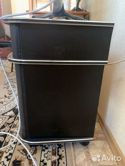 Тумба под телевизор