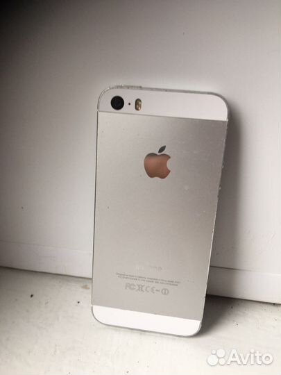 iPhone 5S, 32 ГБ