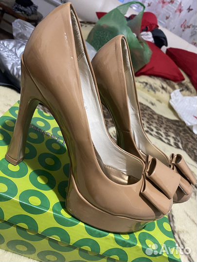 Туфли новые 40 размер