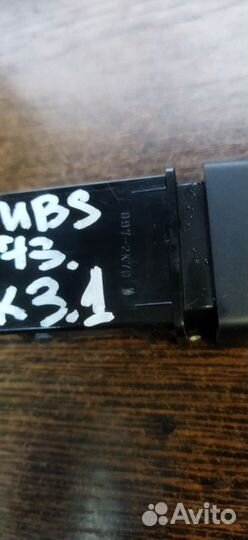 Кнопка прогрева двигателя Isuzu Bighorn UBS73GW