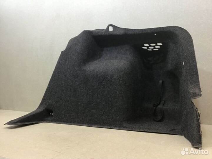 Обшивка багажника Skoda Rapid 2013-2020