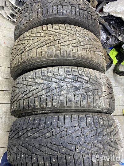 Nokian Tyres Hakkapeliitta 7 SUV 265/65 R17
