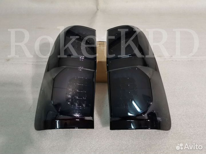 Задние фонари hilux 11-15 год Дымчатые LED