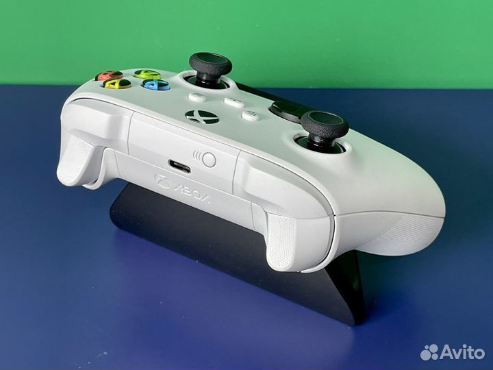 Геймпад Xbox Series S/X Model 1914 (белый, новый)