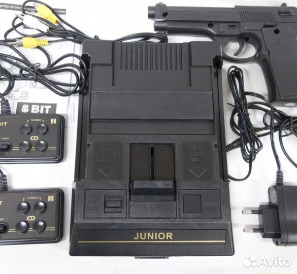 Игровая приставка 8-bit Junior 2+440 игр + пист