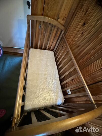 Продам детскую кровать