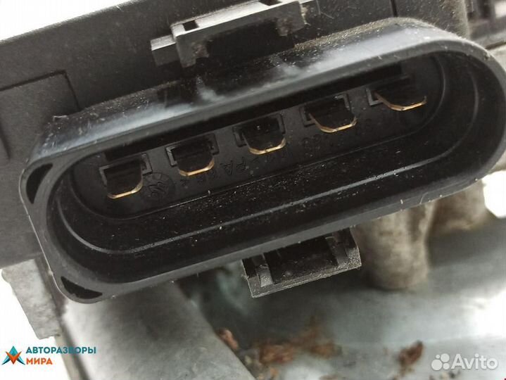 Механизм стеклоочистителя (трапеция дворников)