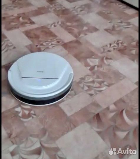 Робот пылесос