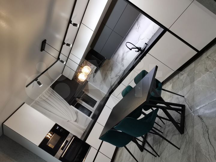 3-к. квартира, 87 м², 5/5 эт.