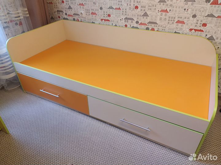 Продам детскую мебель